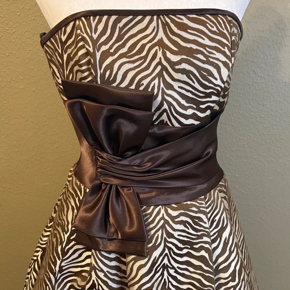 Jessica McClintock Brown Zebra Strapless Dress